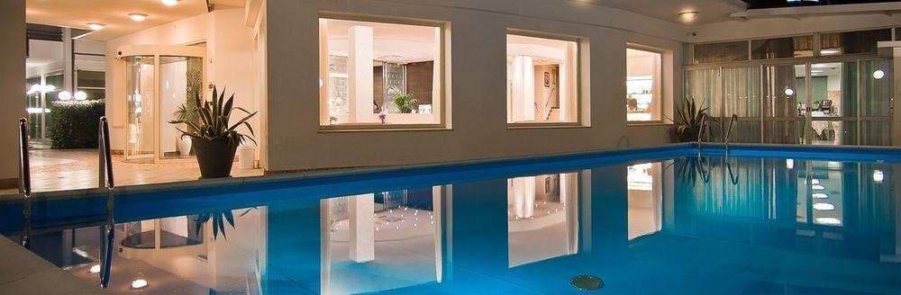 Hotel Acapulco Milano Marittima Bagian luar foto